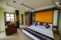 Rooms :: The Amarjeet Hotel :: Kueseong 