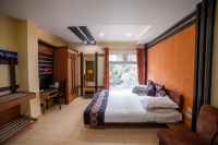 Rooms :: The Amarjeet Hotel :: Kueseong 